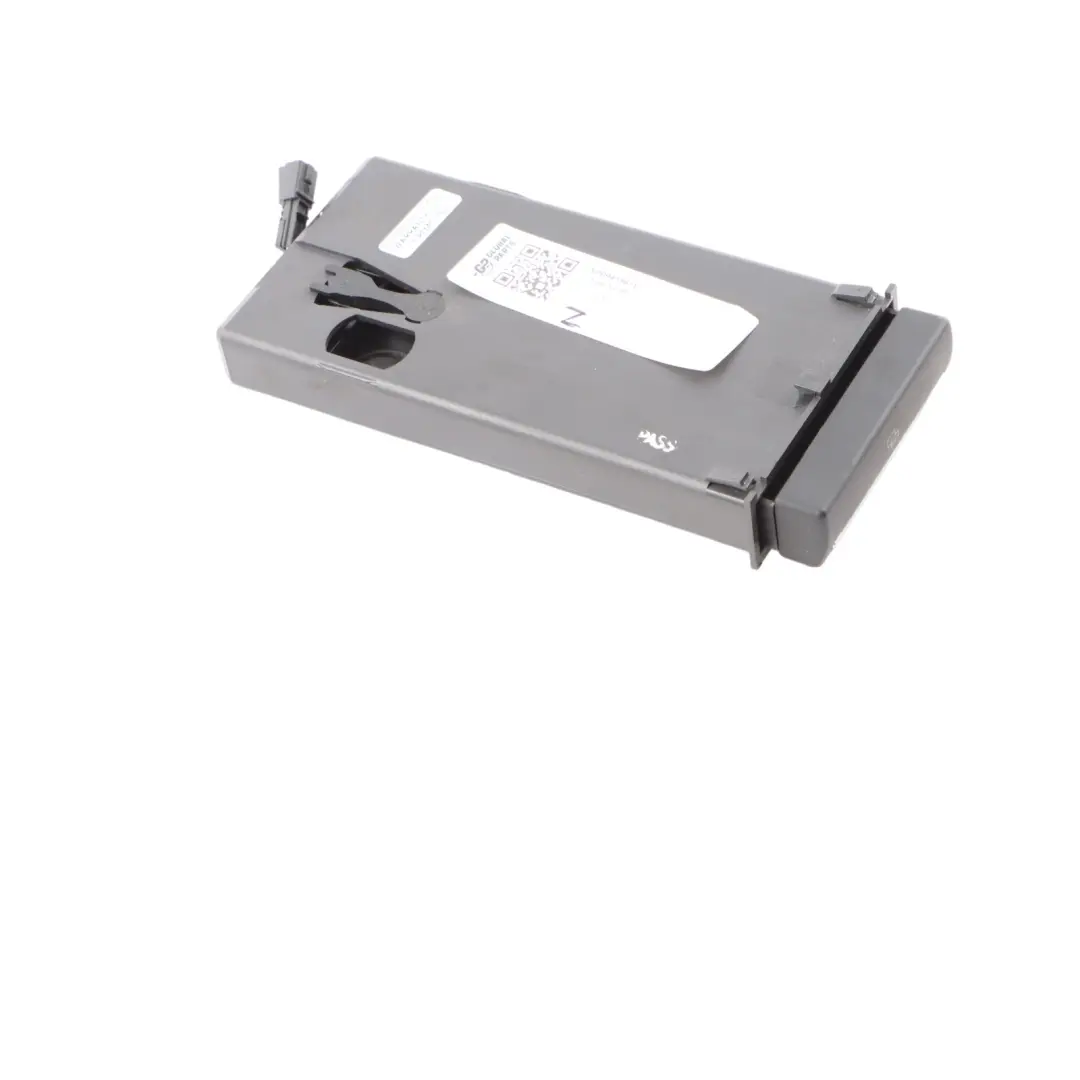 Audi A3 8P Compartiment Rangement Tableau Bord Porte Monnaie Cartes - SKU 8P0941561E - Numéro de pièce 8P0941561E
