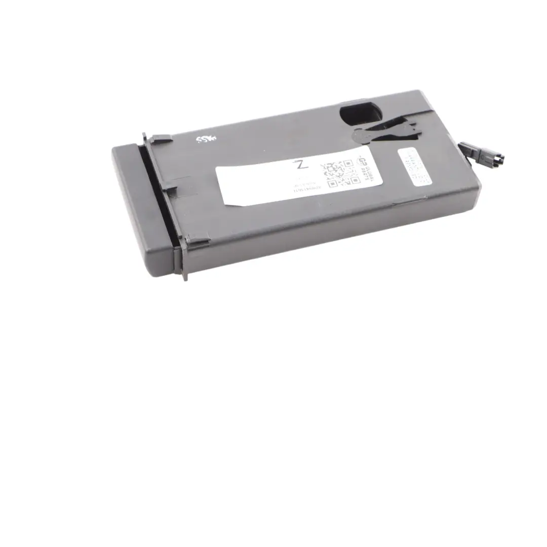 Audi A3 8P Compartiment Rangement Tableau Bord Porte Monnaie Cartes - SKU 8P0941561E - Numéro de pièce 8P0941561E