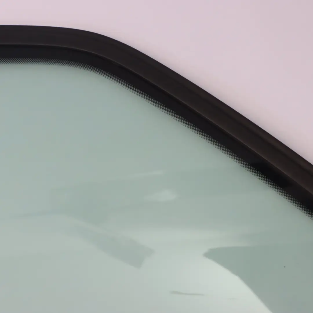 Side Quarter Glasscheibe Hinten Links AS2 für Audi A3 8P mit Teilenummer 8P3845299C Audi A3 8P Side Quarter Glasscheibe Hinten Links AS2 - SKU 8P3845299C - Teilenummer 8P3845299C