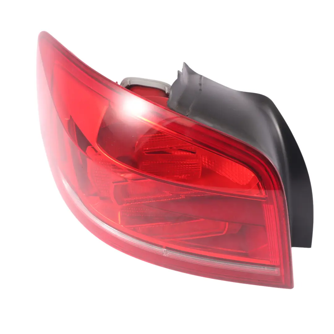 Audi A3 8P Feu arrière Coffre gauche hayon LED - SKU 8P3945095A - Numéro de pièce 8P3945095A