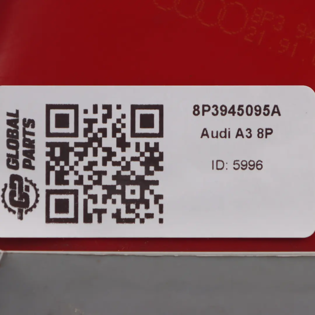 Audi A3 8P Feu arrière Coffre gauche hayon LED - SKU 8P3945095A - Numéro de pièce 8P3945095A