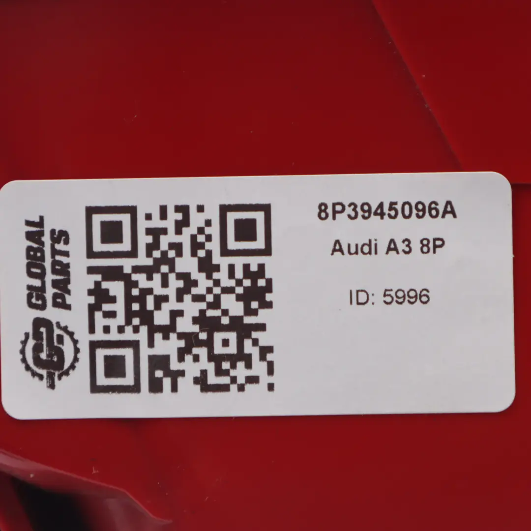 Audi A3 8P lampada posteriore luce baule destra portellone LED - SKU 8P3945096A - Numero di parte 8P3945096A