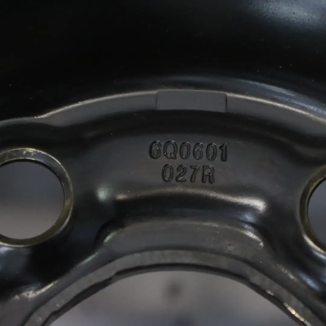 6J Ruota scorta acciaio Pneumatico Dunlop 175/70 14" 5J per Seat Ibiza IV con numero di parte 8Q0601027R Seat Ibiza IV 6J Ruota scorta acciaio Pneumatico Dunlop 175/70 14" 5J - SKU 8Q0601027R - Numero di parte 8Q0601027R