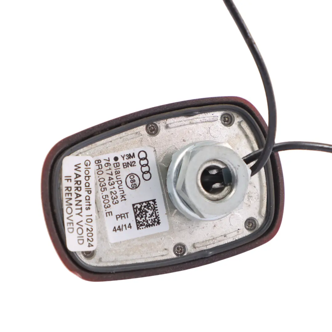 Antena de Techo Aérea Tiburón Rojo Volcán Metalizado - Y3M 8R0035503E para Audi Q5 8R con número de pieza 8R0035503E9-VRE Audi Q5 8R Antena de Techo Aérea Tiburón Rojo Volcán Metalizado - Y3M 8R0035503E - SKU 8R0035503E-VRE - Número de pieza 8R0035503E9-VRE