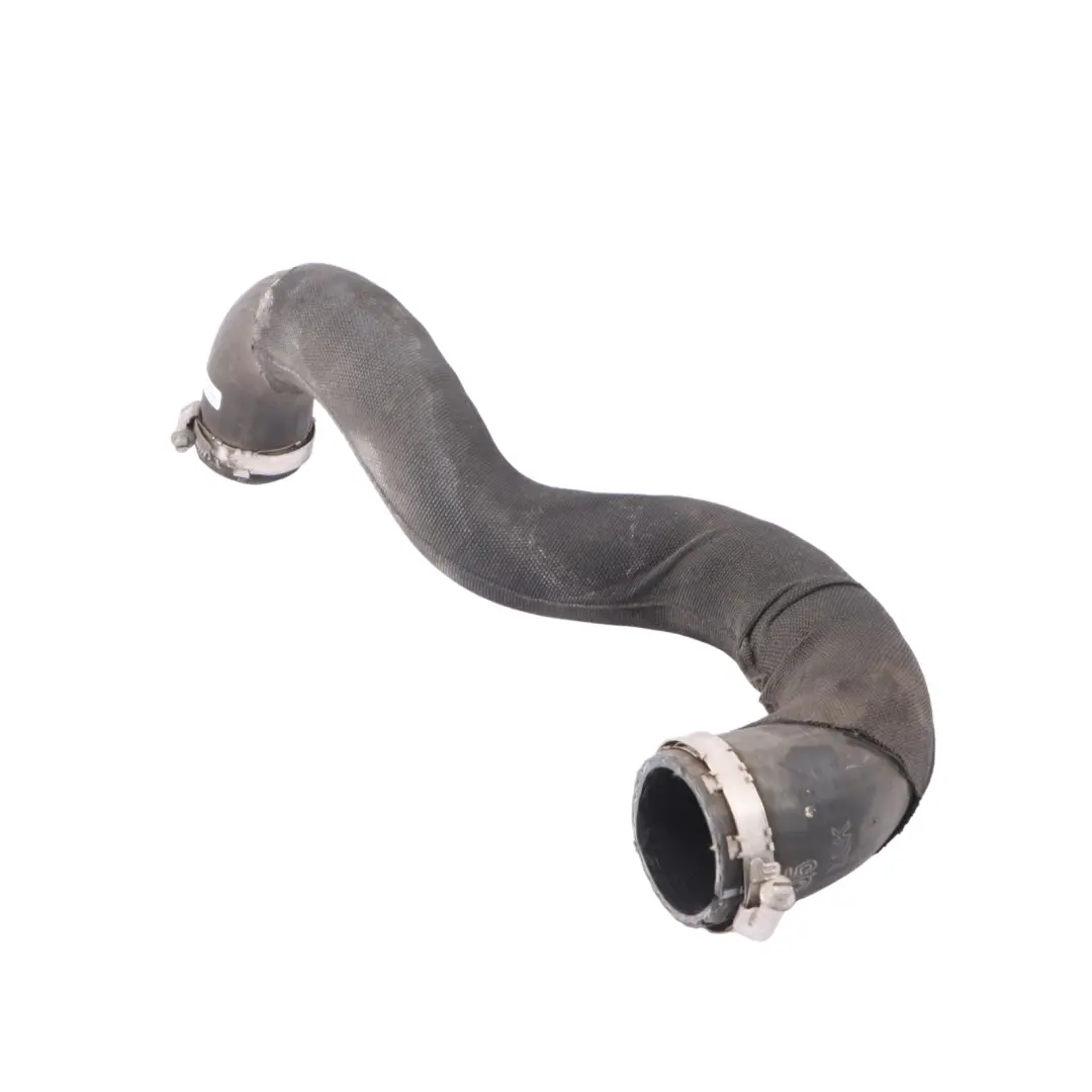 Tuyau de charge d'air Tuyau de tuyau pour Audi Q5 8R Intercooler à propos du numéro de pièce 8R0145790A Audi Q5 8R Intercooler Tuyau de charge d'air Tuyau de tuyau - SKU 8R0145790A - Numéro de pièce 8R0145790A