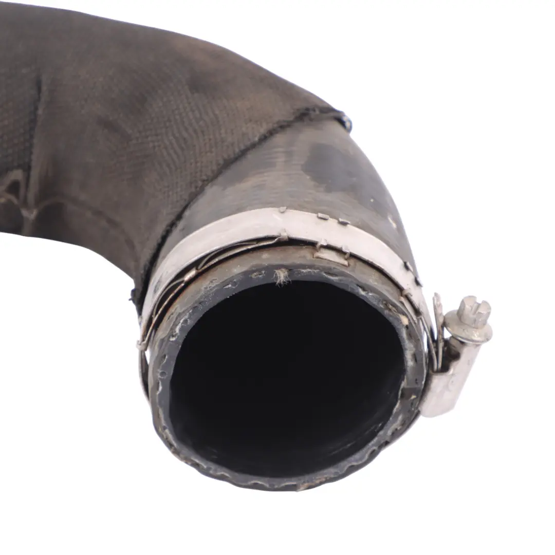 Tubo de Carga de Aire Línea de Mangueras para Audi Q5 8R Intercooler con número de pieza 8R0145790A Audi Q5 8R Intercooler Tubo de Carga de Aire Línea de Mangueras - SKU 8R0145790A - Número de pieza 8R0145790A