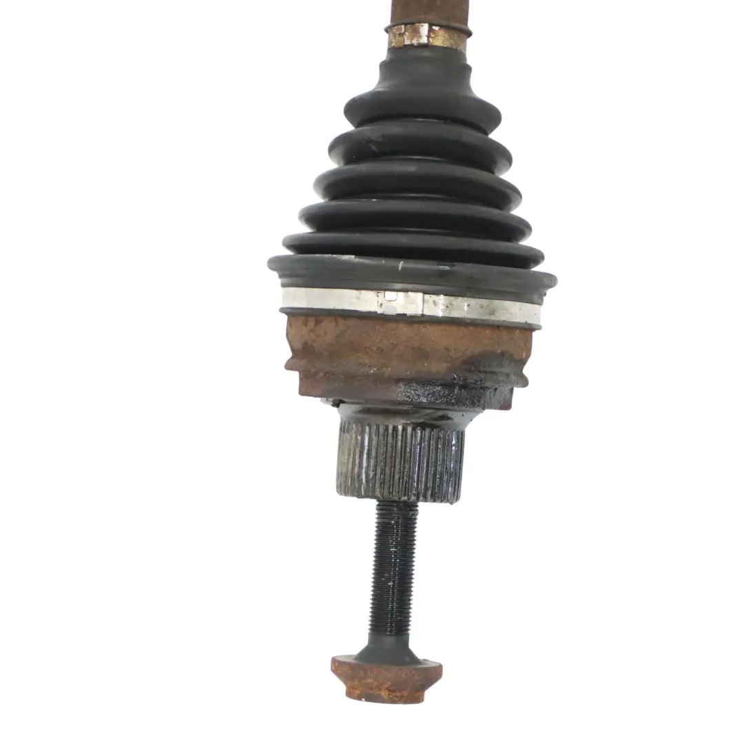 Arbre de transmission avant gauche pour Audi Q5 8R à propos du numéro de pièce 8R0407271G Audi Q5 8R Arbre de transmission avant gauche - SKU 8R0407271G - Numéro de pièce 8R0407271G