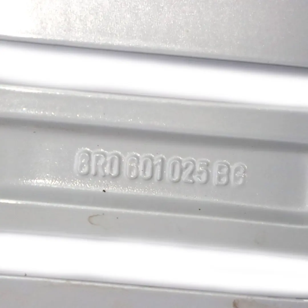 Light Wheel Alloy Rim 20" 8,5J ET:33 8R0601025BG to Audi Q5 8R Silver with Part number 8R0601025BG-3 Audi Q5 8R Silver Light Wheel Alloy Rim 20" 8,5J ET:33 8R0601025BG - SKU 8R0601025BG-3 - Part number 8R0601025BG-3