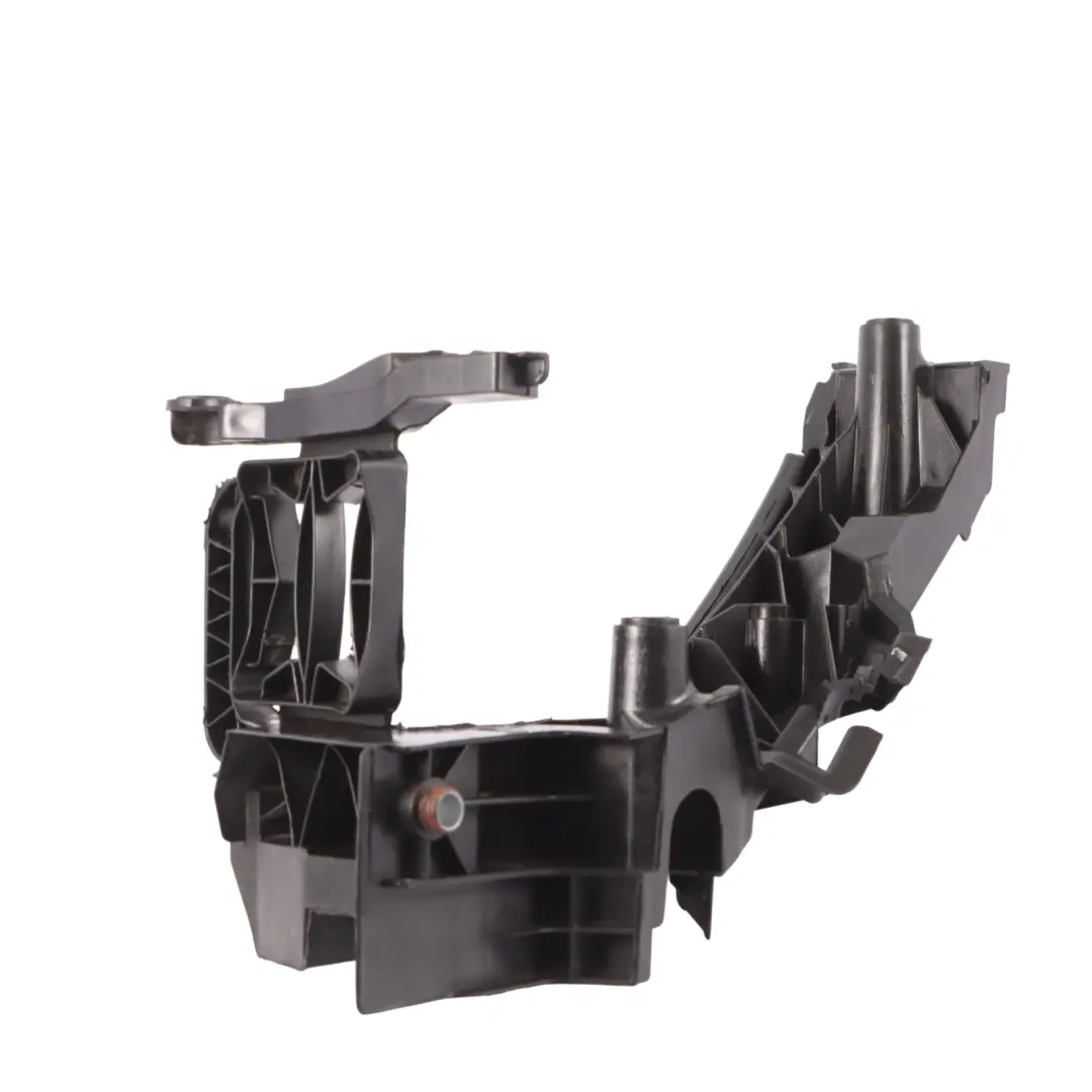 Headlight Mount Bracket Front Right O/S to Audi Q5 8R with Part number 8R0805608B Audi Q5 8R Headlight Mount Bracket Front Right O/S - SKU 8R0805608B - Part number 8R0805608B