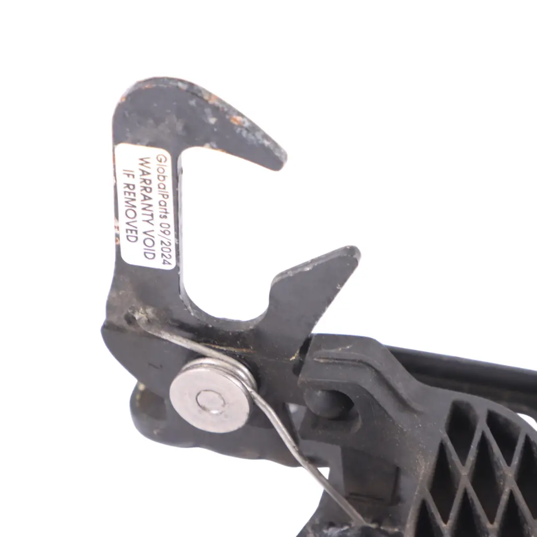 Audi Q5 8R Mécanisme de verrouillage du capot - SKU 8R0823480A - Numéro de pièce 8R0823480A