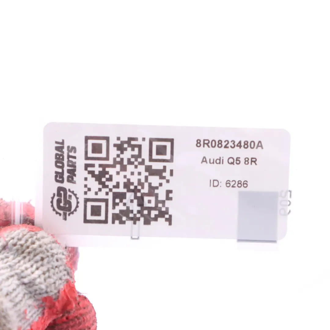 Audi Q5 8R Zamek Zwolnienie Pokrywy Silnika Maski - SKU 8R0823480A - Numer Części 8R0823480A