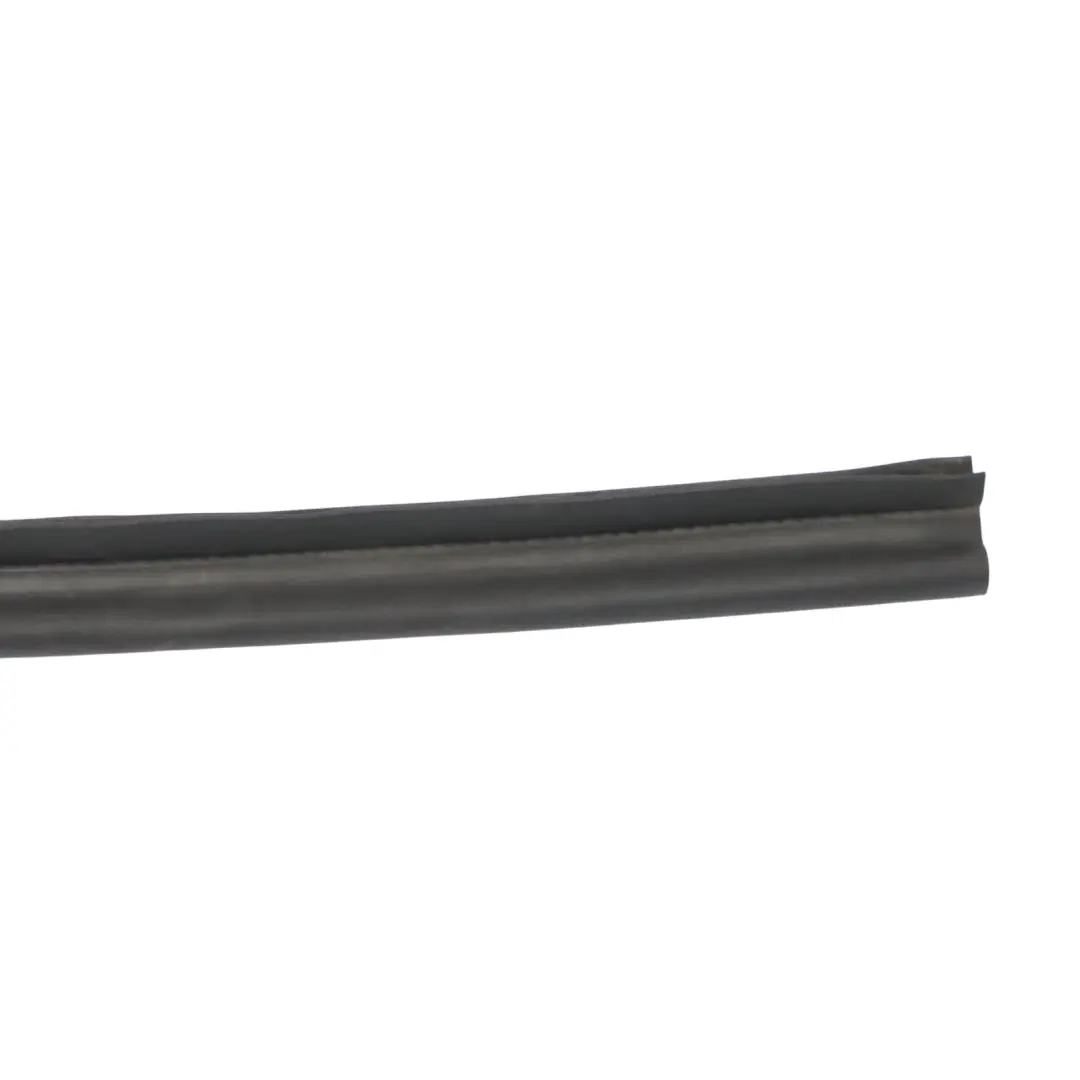 Audi Q5 8R Joint de compartiment moteur Joint en caoutchouc - SKU 8R0823723B - Numéro de pièce 8R0823723B