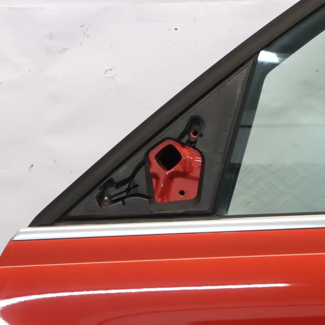 Audi Q5 8R Porta anteriore sinistra Pannello di copertura Volcano Red - Y3M - SKU 8R0831051E-VRE - Numero di parte 8R0831051E