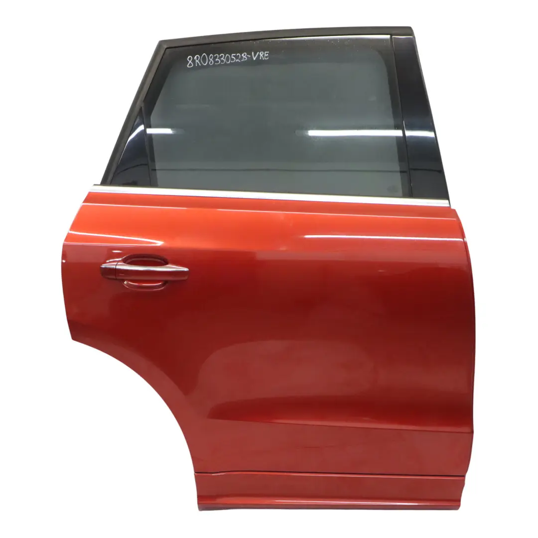 Drzwi Prawe Tylne Volcano Red Czerwony Metalik - Y3M do Audi Q5 8R o numerze 8R0833052B Audi Q5 8R Drzwi Prawe Tylne Volcano Red Czerwony Metalik - Y3M - SKU 8R0833052B-VRE - Numer Części 8R0833052B