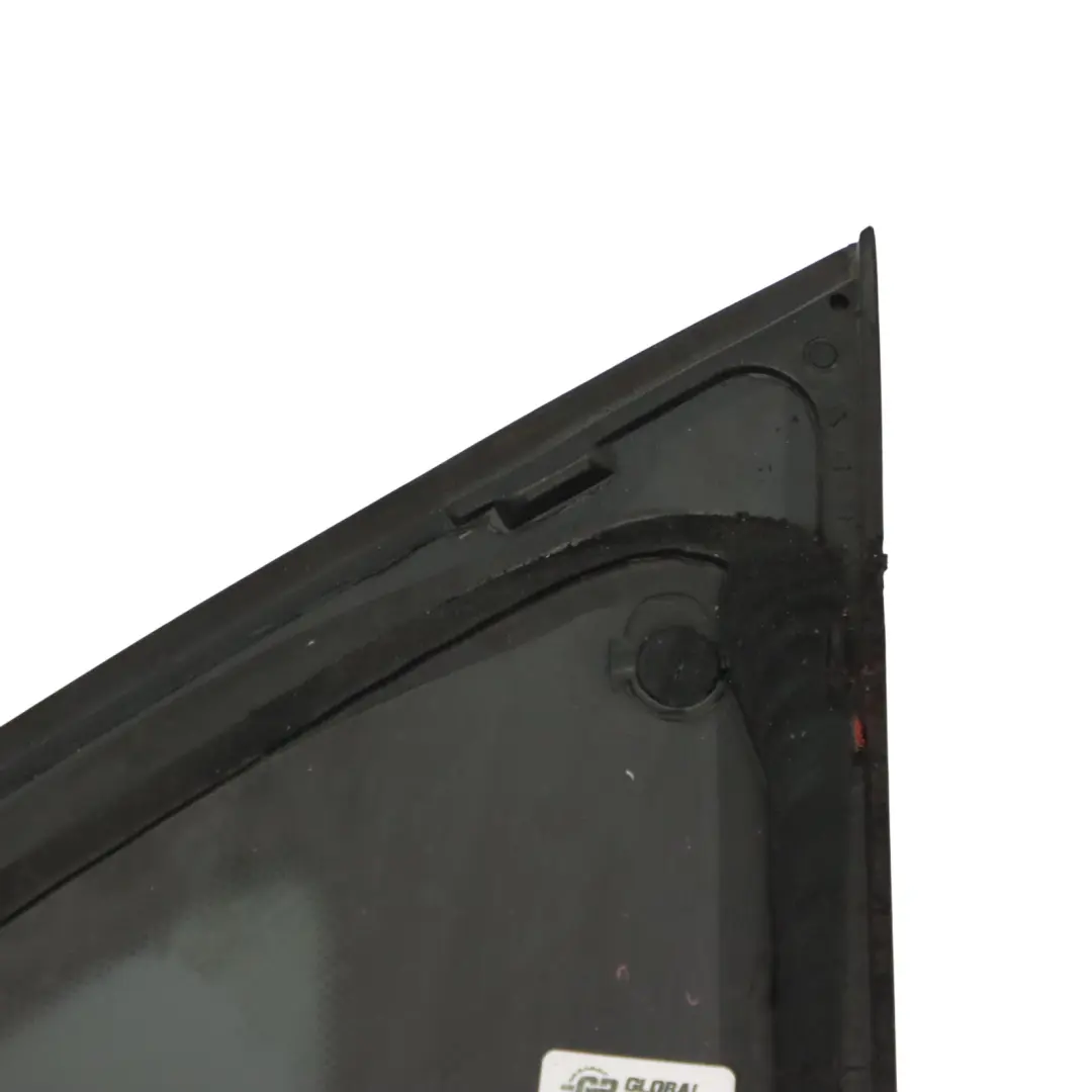 Vitre Quartier Fixe Arrière Gauche Teinté AS3 pour Audi Q5 8R à propos du numéro de pièce 8R0845299AA Audi Q5 8R Vitre Quartier Fixe Arrière Gauche Teinté AS3 - SKU 8R0845299AA - Numéro de pièce 8R0845299AA