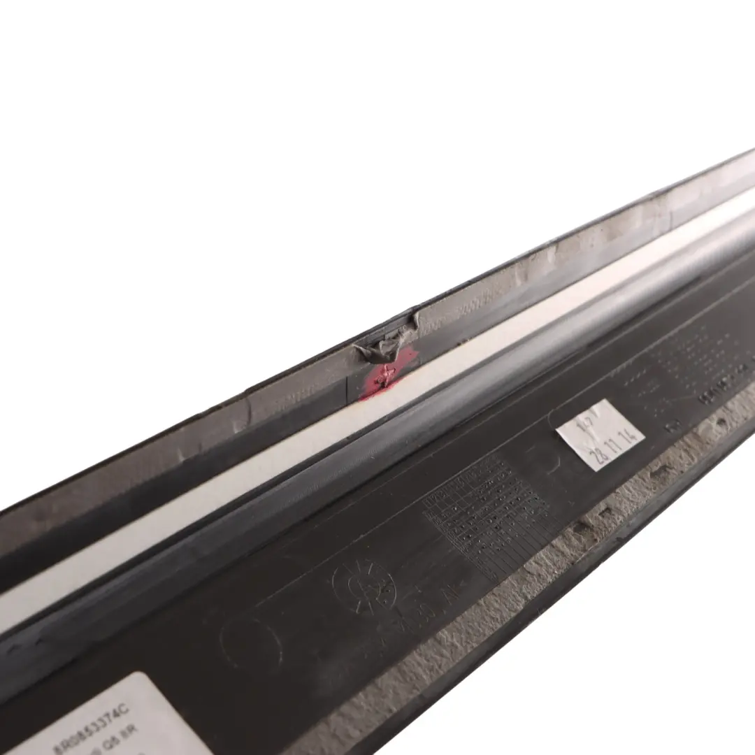 Joint de seuil intérieur avant droit pour Audi Q5 8R à propos du numéro de pièce 8R0853374C Audi Q5 8R Joint de seuil intérieur avant droit - SKU 8R0853374C - Numéro de pièce 8R0853374C