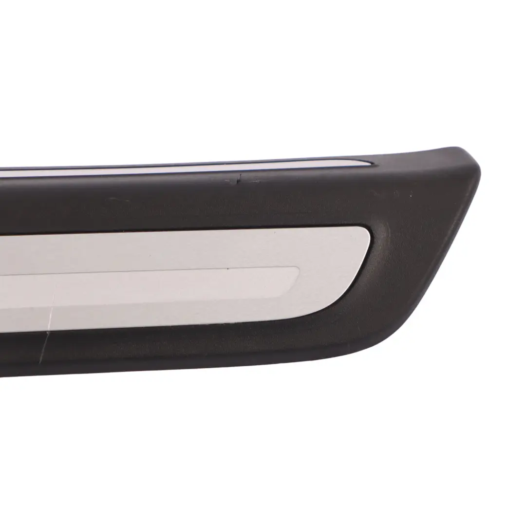 Joint de seuil intérieur avant droit pour Audi Q5 8R à propos du numéro de pièce 8R0853374C Audi Q5 8R Joint de seuil intérieur avant droit - SKU 8R0853374C - Numéro de pièce 8R0853374C