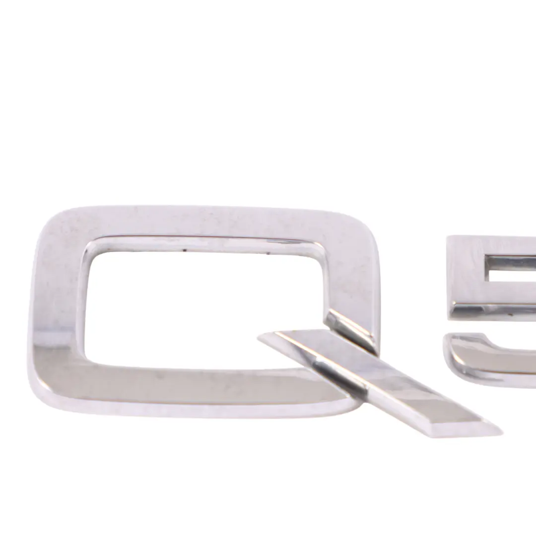 Portellone posteriore bagagliaio Emblema Etichetta per Audi Q5 8R con numero di parte 8R0853741 Audi Q5 8R Portellone posteriore bagagliaio Emblema Etichetta - SKU 8R0853741 - Numero di parte 8R0853741