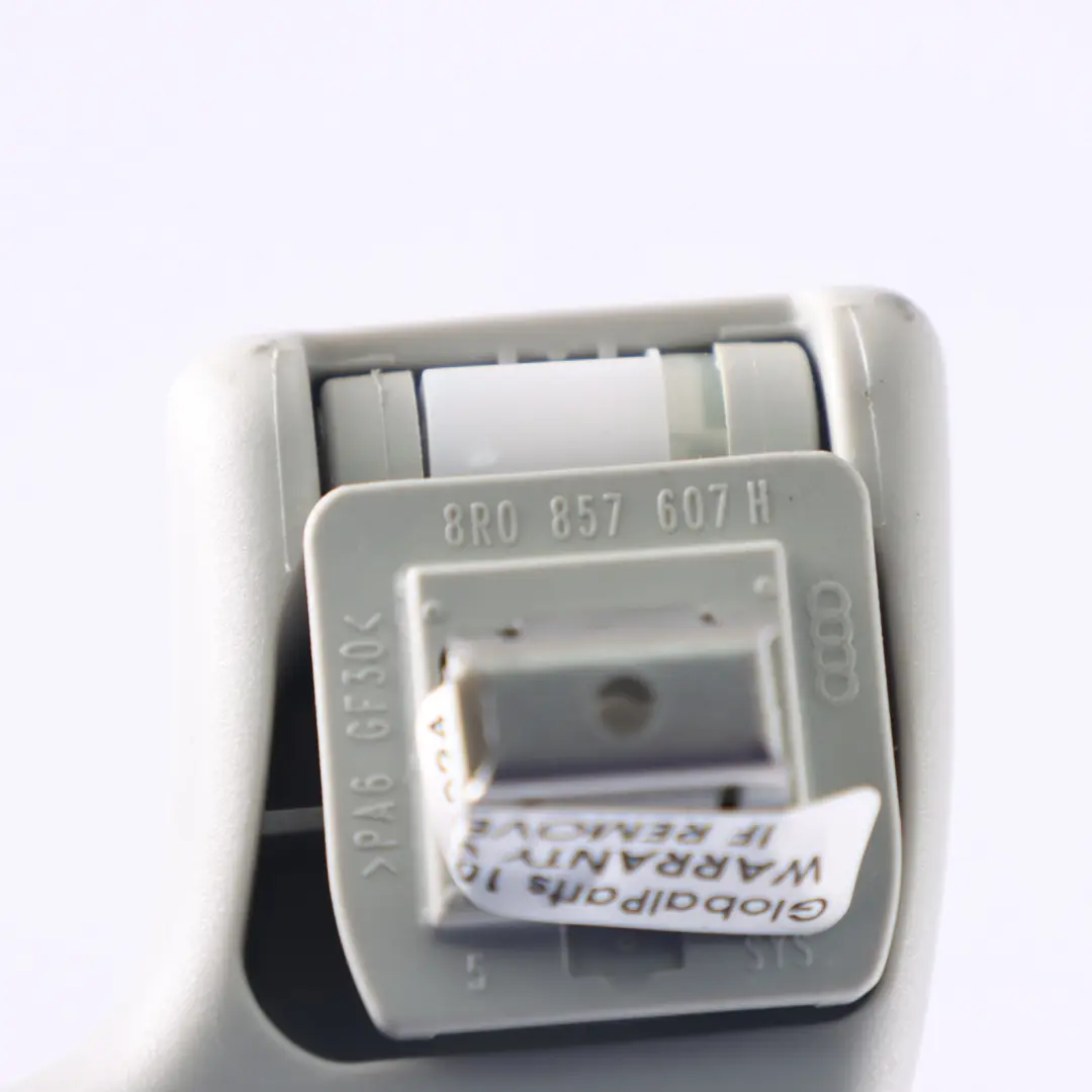 Zestaw Rączki Podsufitki Przód Tył Lewo Prawo do Audi Q3 8U o numerze 8R0857607J Audi Q3 8U Zestaw Rączki Podsufitki Przód Tył Lewo Prawo - SKU 8R0857607J - Numer Części 8R0857607J