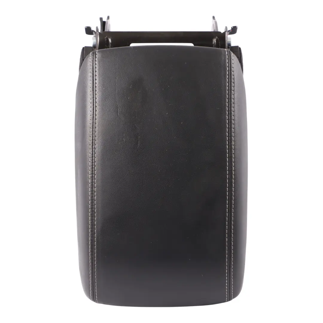 Accoudoir central central Cuir pour Audi Q5 8R à propos du numéro de pièce 8R0864207E Audi Q5 8R Accoudoir central central Cuir - SKU 8R0864207E - Numéro de pièce 8R0864207E