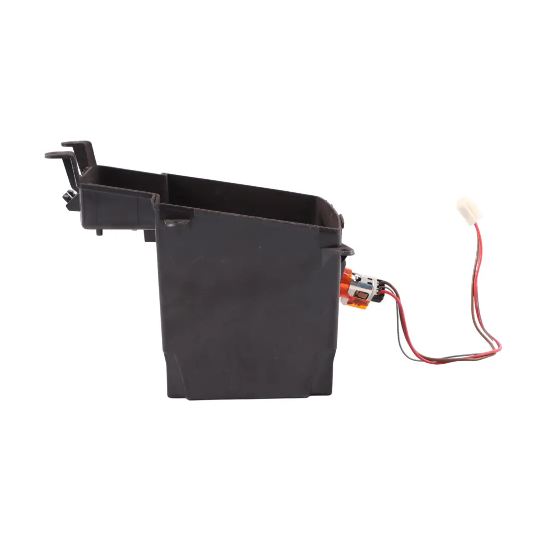 Vaschetta portaoggetti per console centrale per Audi Q5 8R con numero di parte 8R0864981 Audi Q5 8R Vaschetta portaoggetti per console centrale - SKU 8R0864981 - Numero di parte 8R0864981
