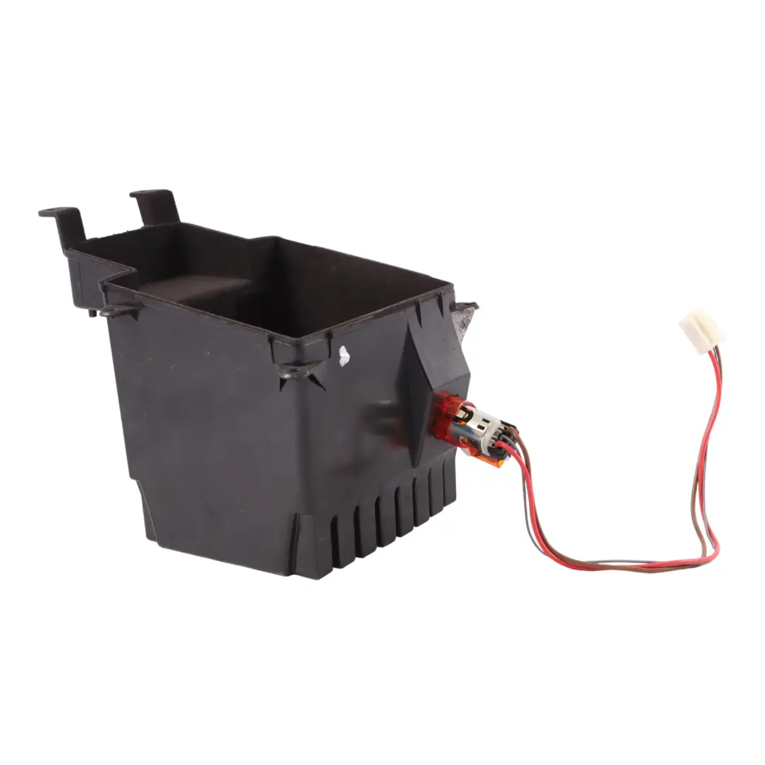 Vaschetta portaoggetti per console centrale per Audi Q5 8R con numero di parte 8R0864981 Audi Q5 8R Vaschetta portaoggetti per console centrale - SKU 8R0864981 - Numero di parte 8R0864981