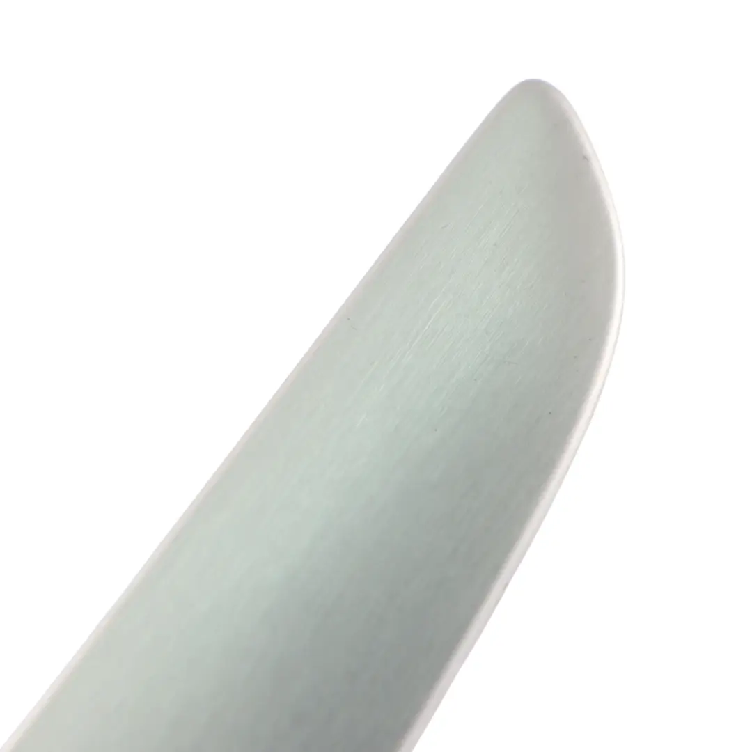 Baguette garniture porte Alu Avant Arrière Gauche pour Audi Q5 8R à propos du numéro de pièce 8R0867409F Audi Q5 8R Baguette garniture porte Alu Avant Arrière Gauche - SKU 8R0867409F - Numéro de pièce 8R0867409F