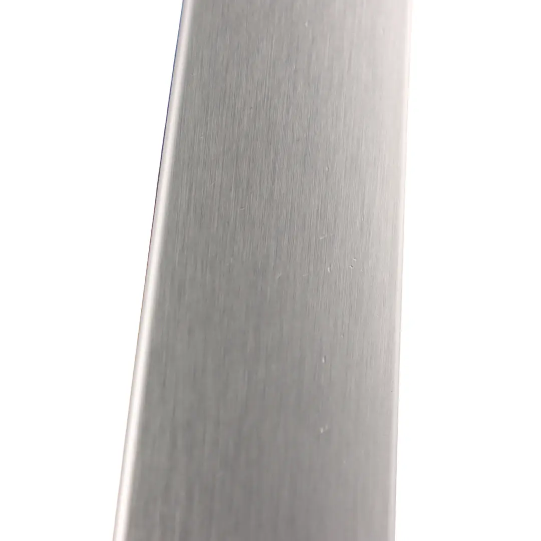 Türverkleidung Abdeckleiste Alu Vorne Hinten Rechts für Audi Q5 8R mit Teilenummer 8R0867410F Audi Q5 8R Türverkleidung Abdeckleiste Alu Vorne Hinten Rechts - SKU 8R0867410F - Teilenummer 8R0867410F