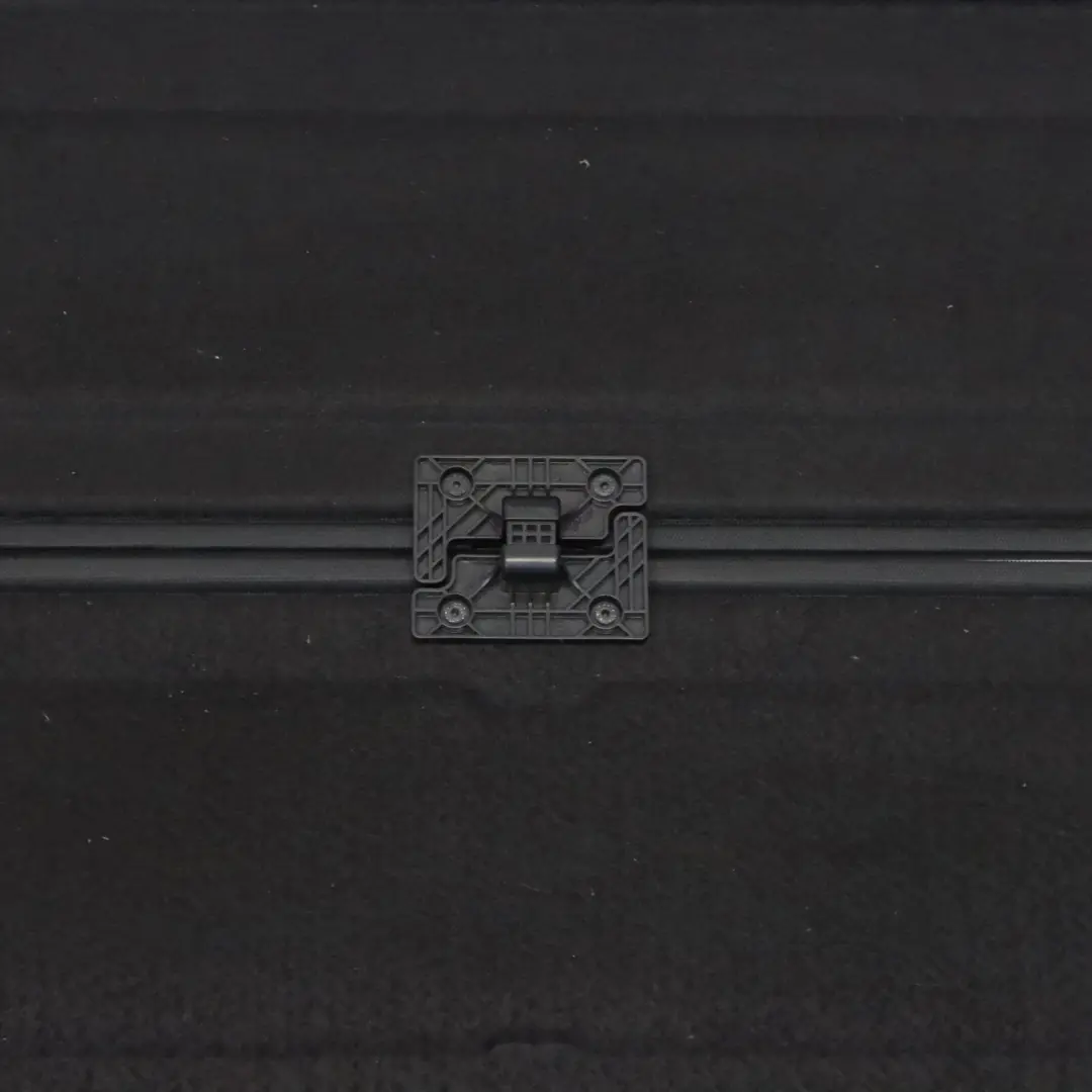 Półka Bagażnika Czarna do Audi Q5 8R o numerze 8R0867769D Audi Q5 8R Półka Bagażnika Czarna - SKU 8R0867769D - Numer Części 8R0867769D