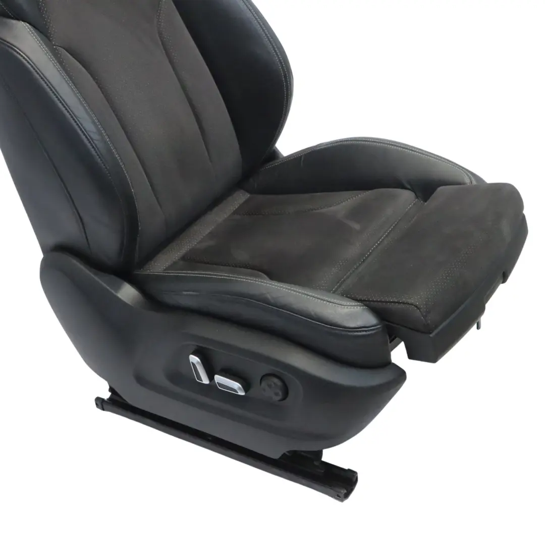 Siège avant sport S-Line droit électrique Cuir Tissu Soul Noir pour Audi Q5 8R à propos du numéro de pièce 8R0881806N Audi Q5 8R Siège avant sport S-Line droit électrique Cuir Tissu Soul Noir - SKU 8R0881806N-1 - Numéro de pièce 8R0881806N