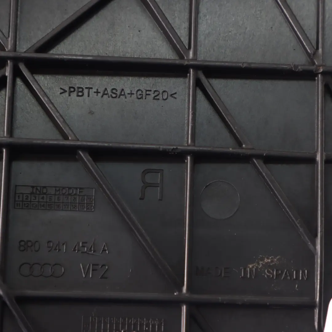 Support de phare avant droit pour Audi Q5 8R à propos du numéro de pièce 8R0941454A Audi Q5 8R Support de phare avant droit - SKU 8R0941454A - Numéro de pièce 8R0941454A