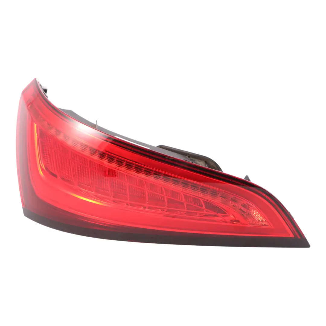 Portellone posteriore bagagliaio luce posteriore sinistra per Audi Q5 8R con numero di parte 8R0945093C Audi Q5 8R Portellone posteriore bagagliaio luce posteriore sinistra - SKU 8R0945093C - Numero di parte 8R0945093C