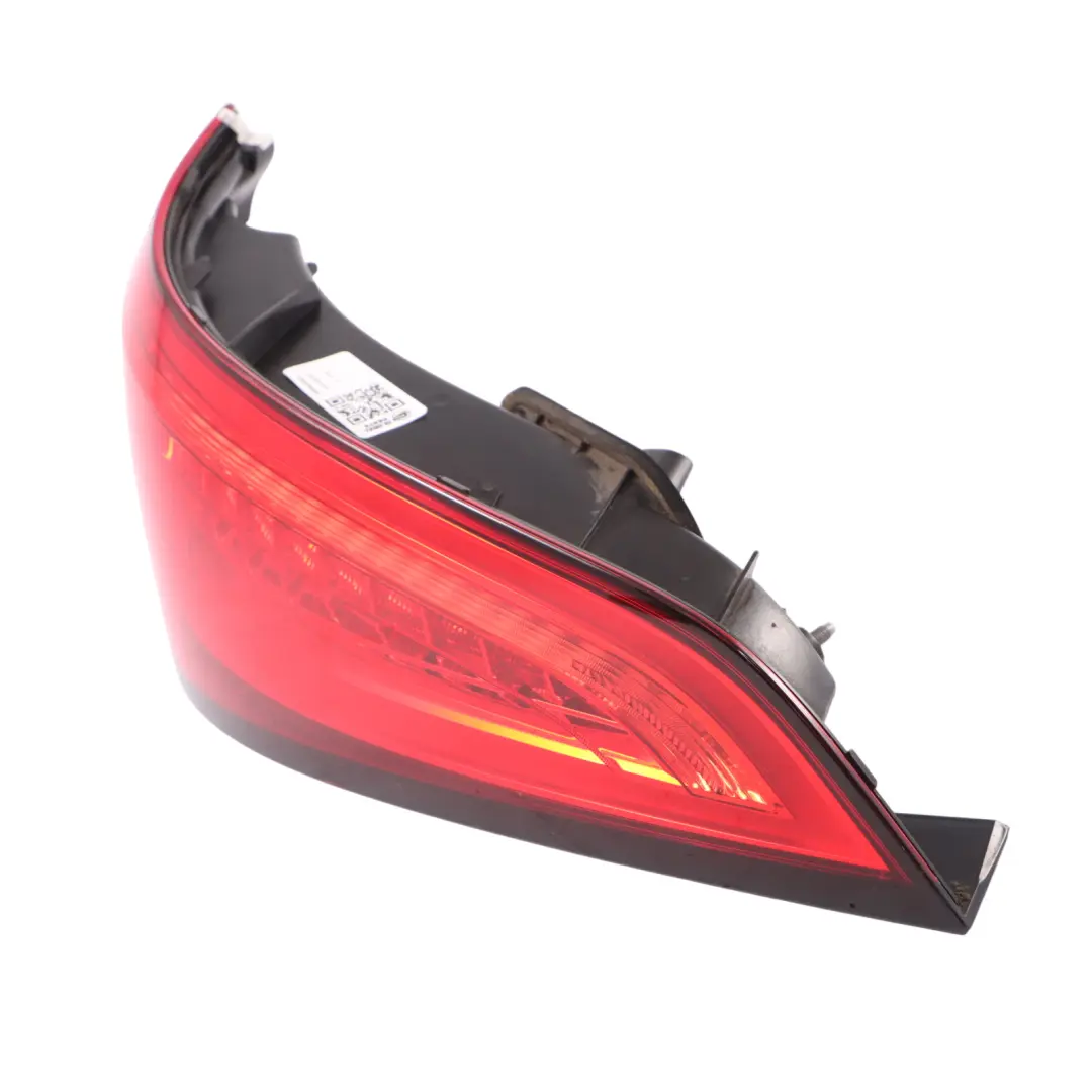 Portellone posteriore bagagliaio luce posteriore sinistra per Audi Q5 8R con numero di parte 8R0945093C Audi Q5 8R Portellone posteriore bagagliaio luce posteriore sinistra - SKU 8R0945093C - Numero di parte 8R0945093C