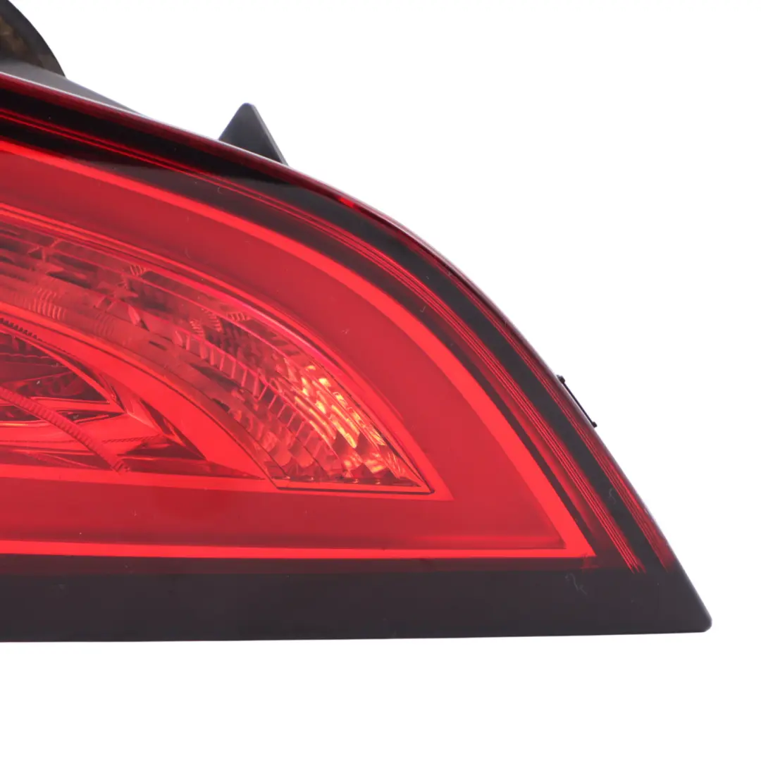 Audi Q5 8R Heckklappe Kofferraum Licht Lampe Hinten Links - SKU 8R0945093C - Teilenummer 8R0945093C