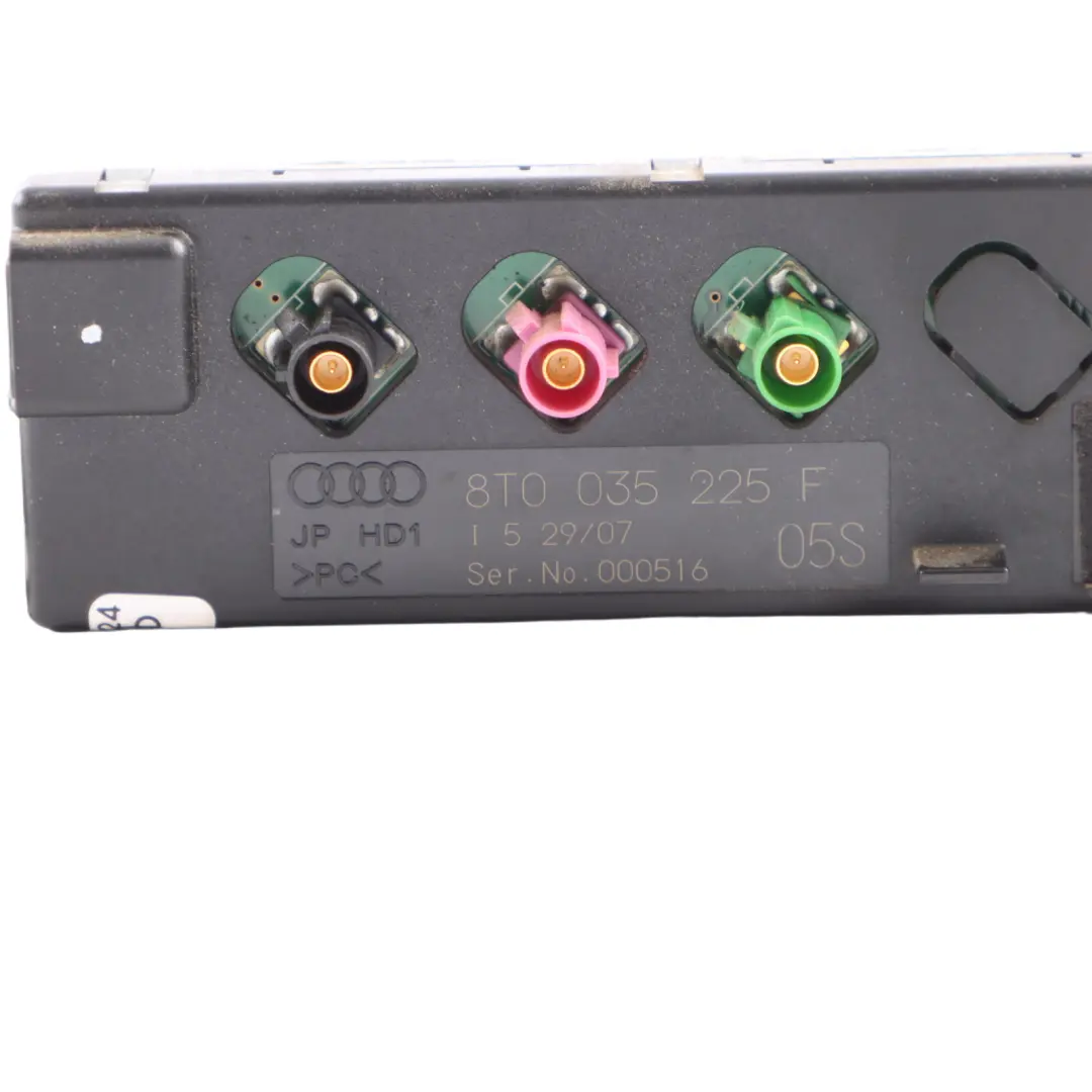 Antenna Amplifier Aerial Module Control Unit Right O/S 8T0035225M to Audi S5 8T with Part number 8T0035225F Audi S5 8T Antenna Amplifier Aerial Module Control Unit Right O/S 8T0035225M - SKU 8T0035225F - Part number 8T0035225F