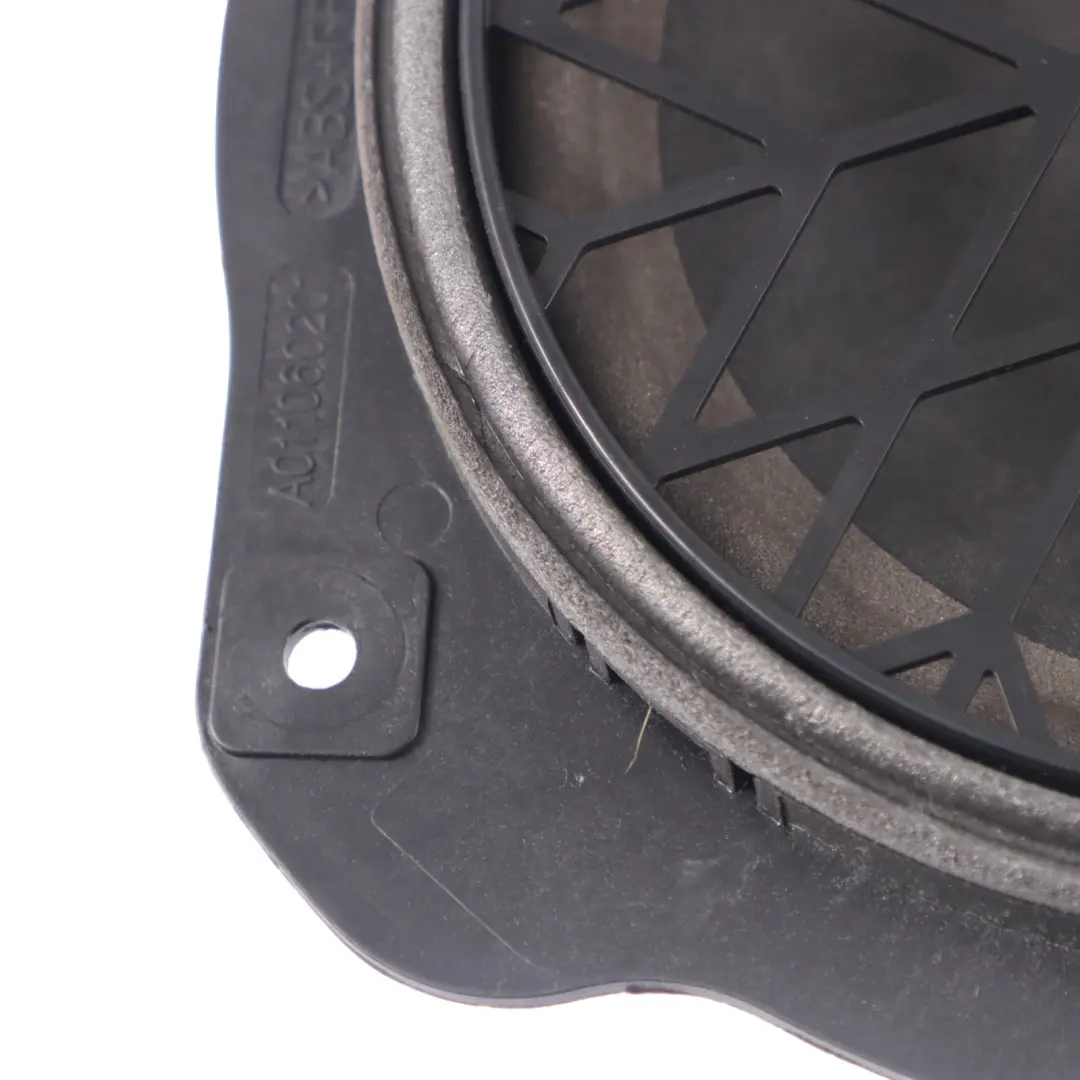 Cuarto Trasero Altavoz de Medios Graves Izquierdo Derecho para Audi A5 8T con número de pieza 8T0035411 Audi A5 8T Cuarto Trasero Altavoz de Medios Graves Izquierdo Derecho - SKU 8T0035411 - Número de pieza 8T0035411