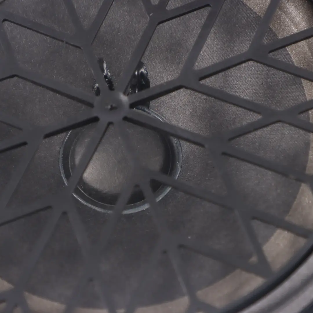 Quartier arrière Haut parleur basses moyennes gauche droite pour Audi A5 8T à propos du numéro de pièce 8T0035411 Audi A5 8T Quartier arrière Haut parleur basses moyennes gauche droite - SKU 8T0035411 - Numéro de pièce 8T0035411