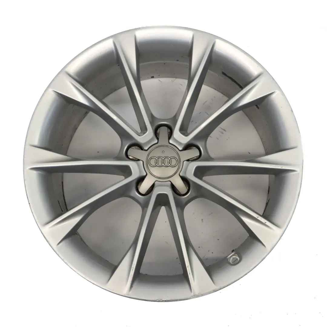Cerchio in lega leggera argento 18" 8,5J ET:29 per Audi A5 S5 8T con numero di parte 8T0601025BB Audi A5 S5 8T Cerchio in lega leggera argento 18" 8,5J ET:29 - SKU 8T0601025BB-1 - Numero di parte 8T0601025BB