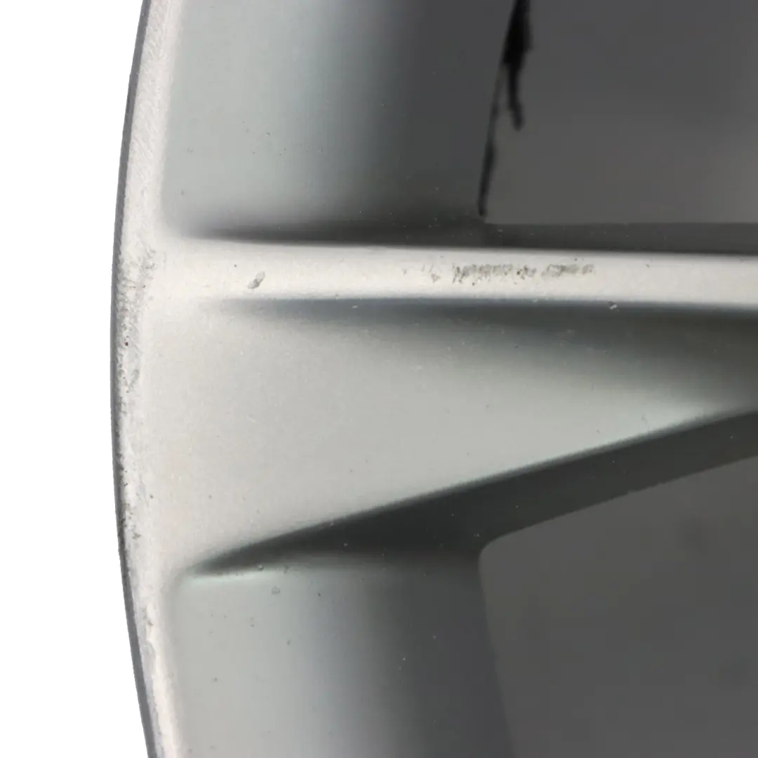 Felga Aluminiowa 18" 8,5J ET:29 do Audi A5 S5 8T o numerze 8T0601025BB Audi A5 S5 8T Felga Aluminiowa 18" 8,5J ET:29 - SKU 8T0601025BB-2 - Numer Części 8T0601025BB