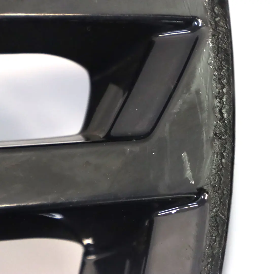 Audi A4 B8 A5 8T Schwarze Leicht Metall Felge 19" ET:33 9J - SKU 8T0601025DB-1 - Teilenummer 8T0601025DB