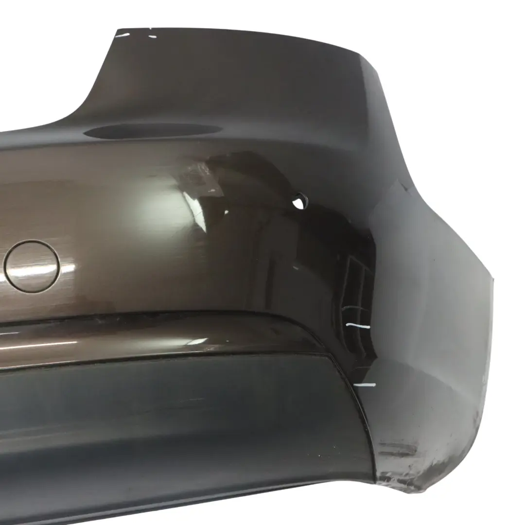 Zderzak Tylny Teak Brown Brązowy Metalik - Z8W do Audi A5 8T o numerze 8T0807067B-TBR Audi A5 8T Zderzak Tylny Teak Brown Brązowy Metalik - Z8W - SKU 8T0807067B-TBR - Numer Części 8T0807067B-TBR