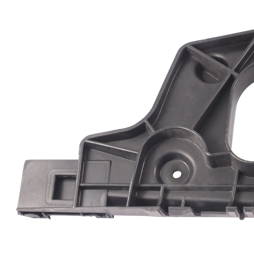 Audi A5 8T Support de fixation pare chocs arrière gauche côté passager - SKU 8T0807453 - Numéro de pièce 8T0807453