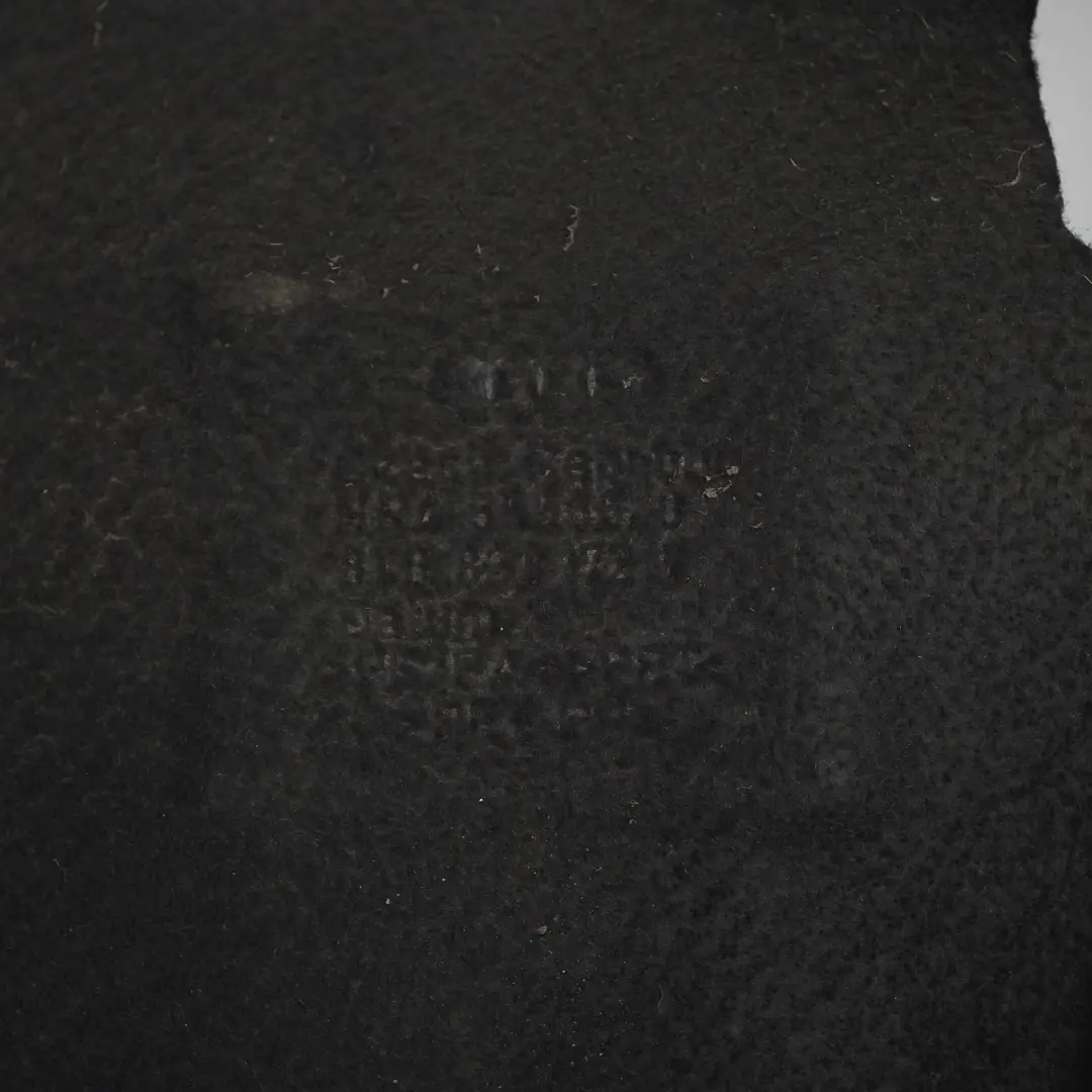 Nadkole Prawe Przednie Osłona Obudowa do Audi A5 8T o numerze 8T0821172M Audi A5 8T Nadkole Prawe Przednie Osłona Obudowa - SKU 8T0821172M - Numer Części 8T0821172M