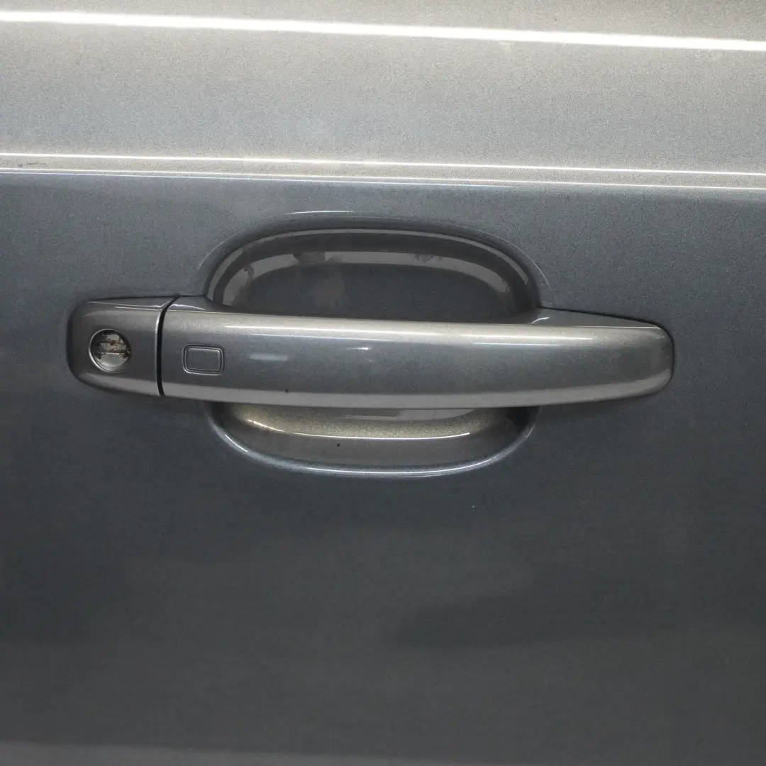 Tür vorne rechts Monsoon Grau Metallic - X7R für Audi A5 8T Coupe mit Teilenummer 8T0831052C Audi A5 8T Coupe Tür vorne rechts Monsoon Grau Metallic - X7R - SKU 8T0831052C-MOG - Teilenummer 8T0831052C