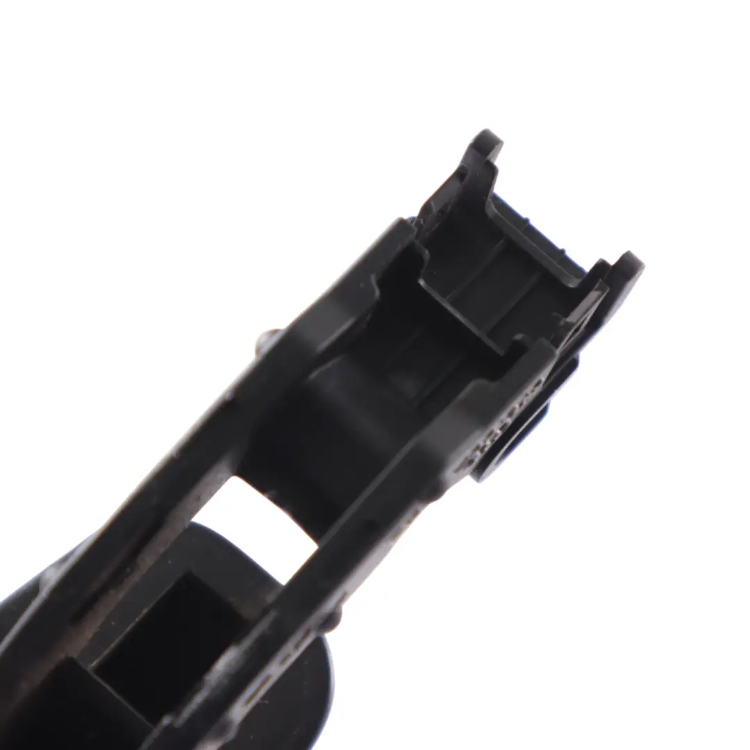 Audi Q3 8U Embellecedor Exterior Tirador Puerta Izquierda Negro Brillante - Y9B - SKU 8T0837205A-BBL - Número de pieza 8T0837205A