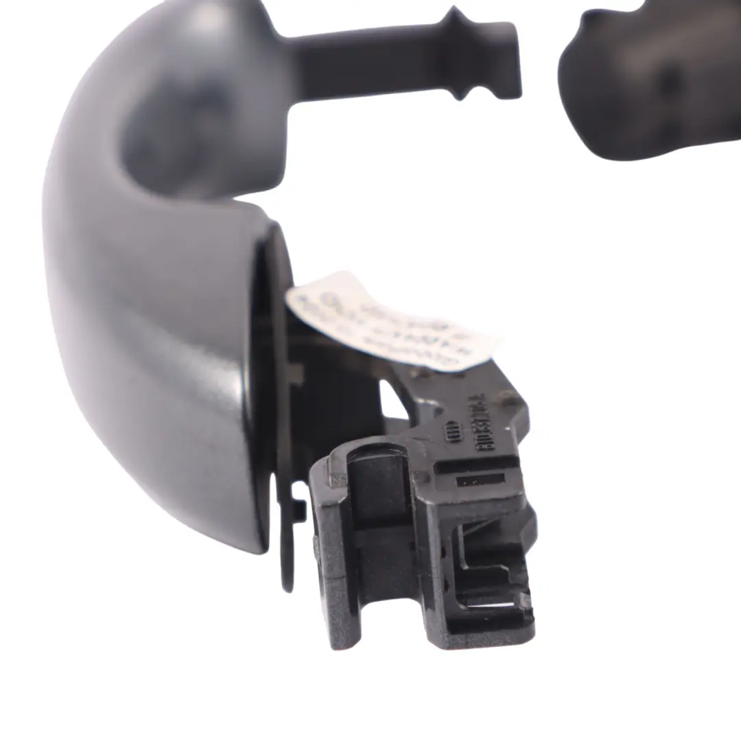 Poignée de porte avant arrière gauche Monsoon Grey X7R pour Audi A4 B8 à propos du numéro de pièce 8T0837205A Audi A4 B8 Poignée de porte avant arrière gauche Monsoon Grey X7R - SKU 8T0837205A-MOG - Numéro de pièce 8T0837205A