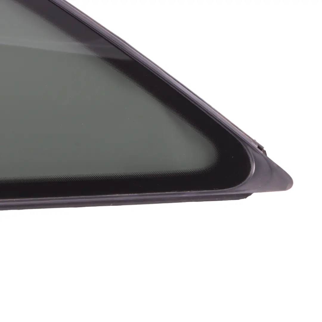 Lunette arrière gauche teintée AS3 pour Audi S5 8T à propos du numéro de pièce 8T0845299H Audi S5 8T Lunette arrière gauche teintée AS3 - SKU 8T0845299H - Numéro de pièce 8T0845299H