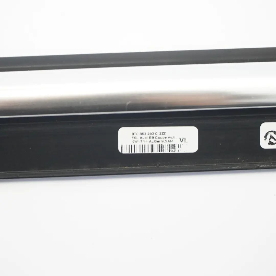 Porta anteriore Apertura Striscia Guarnizione Sinistra per Audi A5 8T con numero di parte 8T0853283C Audi A5 8T Porta anteriore Apertura Striscia Guarnizione Sinistra - SKU 8T0853283C - Numero di parte 8T0853283C
