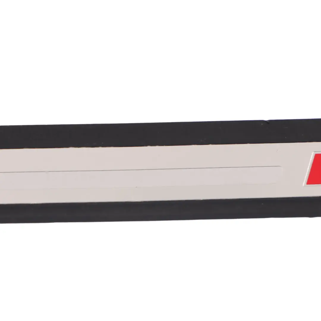 Listón entrada Sill S Line Embellecedor Placa Izquierda para Audi A5 8T con número de pieza 8T0853373H Audi A5 8T Listón entrada Sill S Line Embellecedor Placa Izquierda - SKU 8T0853373H - Número de pieza 8T0853373H