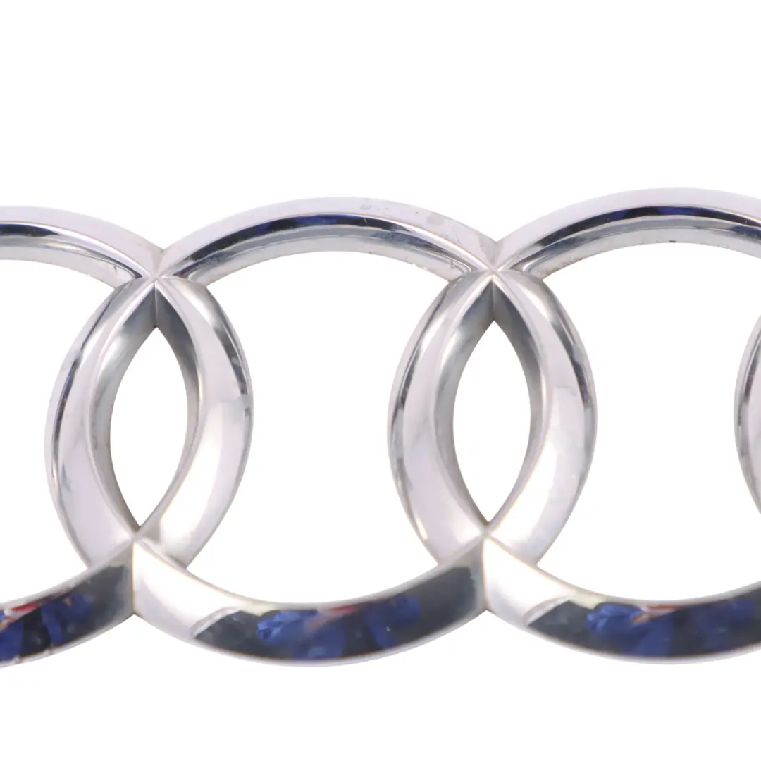 Audi A5 8T Tapa maletero trasero Tailgate Insignia Emblema Logo Cromo - SKU 8T0853742C - Número de pieza 8T0853742C